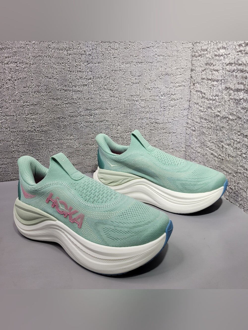 Hoka One Skyward Laceless Womens Size US 8.5B Jadeite Sea glass Recovery Shoes. - Picture 2 of 13